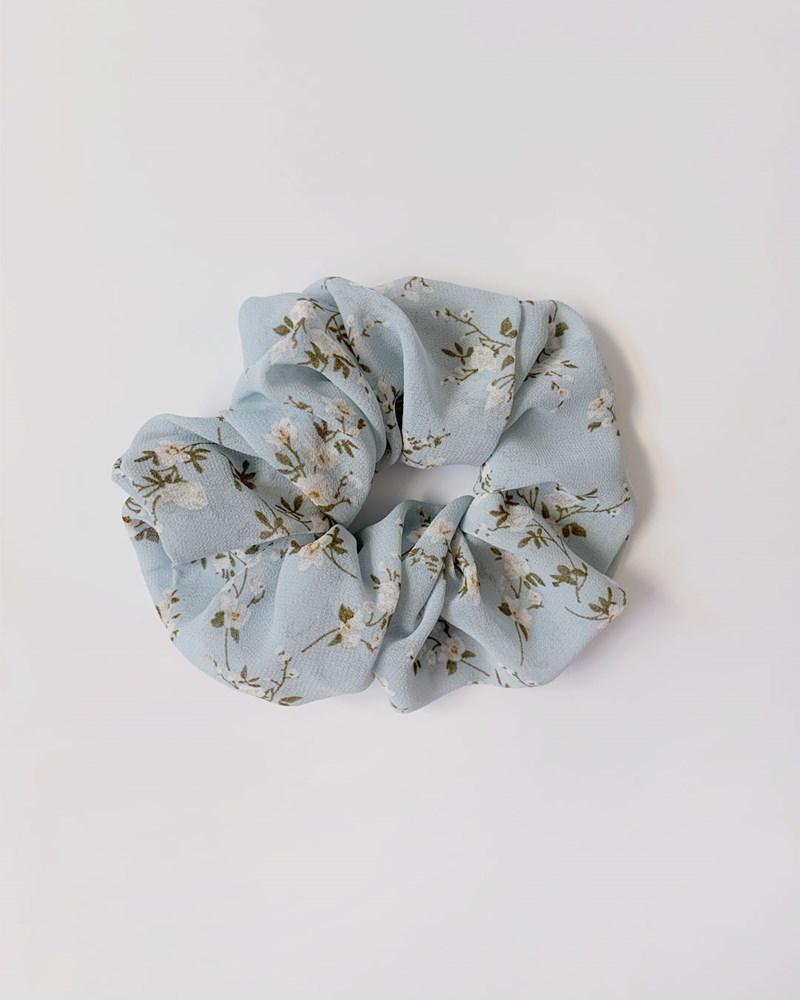 Elena Scrunchie Baby Blue